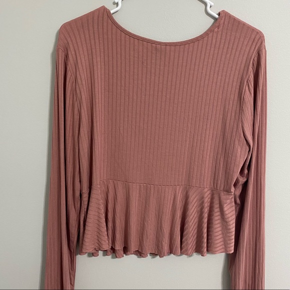 V-Neck Ribbed Long Sleeve XL - Picture 4 of 5